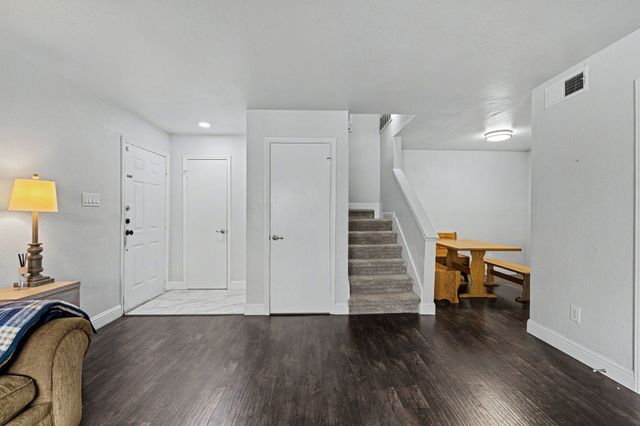 336 Melrose Drive 18A, Richardson, TX 75080