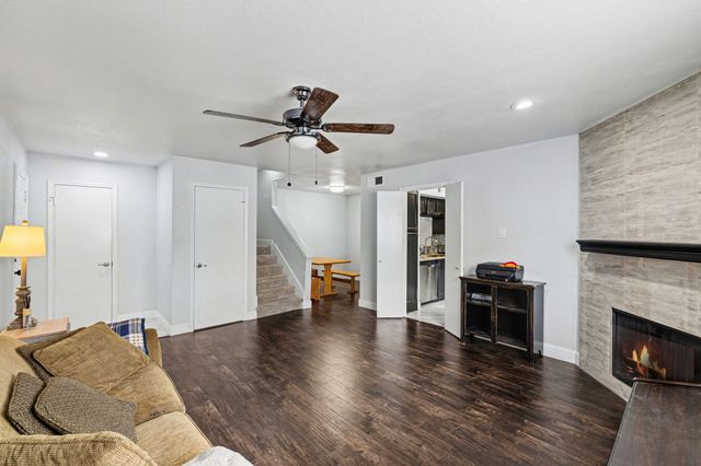 336 Melrose Drive 18A, Richardson, TX 75080