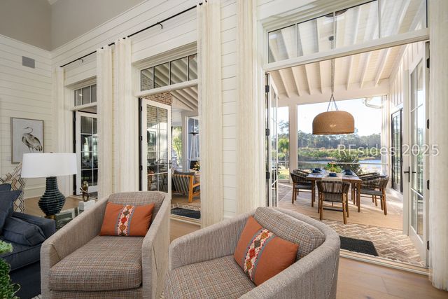 11 Lyonia St, Bluffton, SC 29910