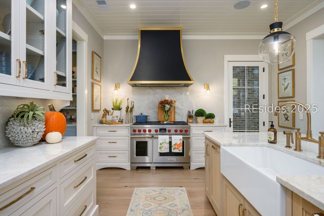 11 Lyonia St, Bluffton, SC 29910