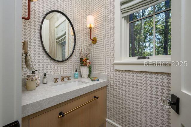 11 Lyonia St, Bluffton, SC 29910