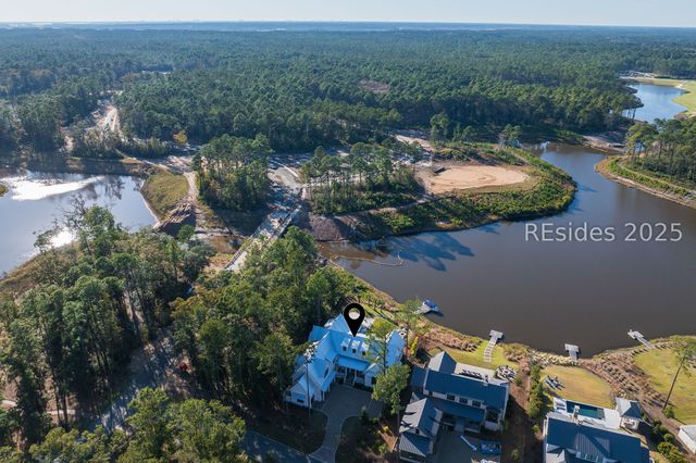 11 Lyonia St, Bluffton, SC 29910