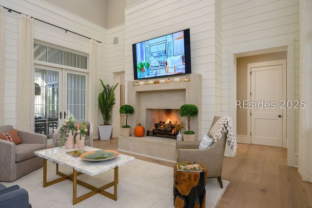 11 Lyonia St, Bluffton, SC 29910