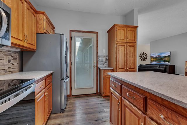 131 Goldfinch Lane, Clearwater, MN 55320