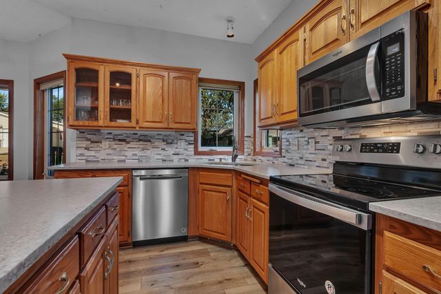 131 Goldfinch Lane, Clearwater, MN 55320