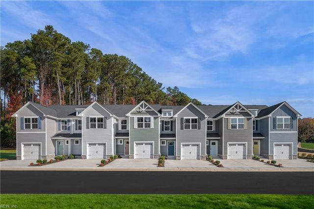 102 Summit PATH, Franklin, VA 23851