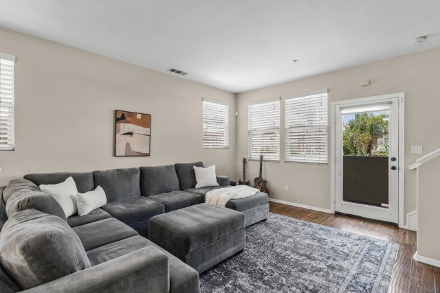 710 Paradise Way, National City, CA 91950