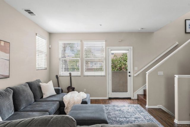 710 Paradise Way, National City, CA 91950
