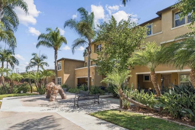 710 Paradise Way, National City, CA 91950