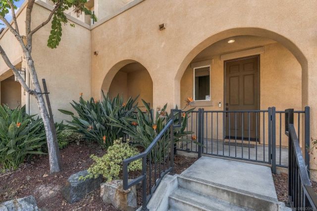 710 Paradise Way, National City, CA 91950