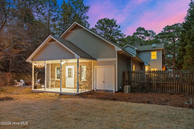 25 Mcleod Road, Pinehurst, NC 28374