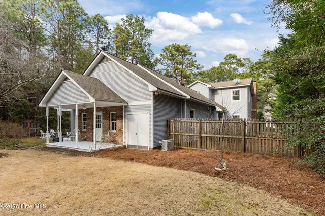 25 Mcleod Road, Pinehurst, NC 28374