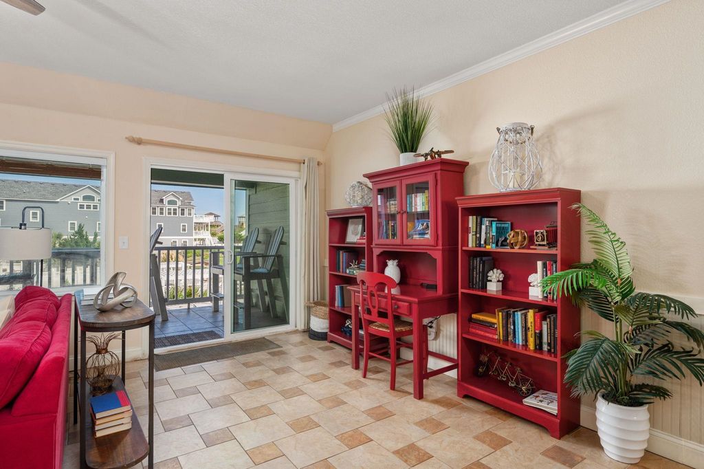 Image 14 of property listing at 815 S Virginia Dare Trail Unit 101, Kill Devil Hills, NC 27949
