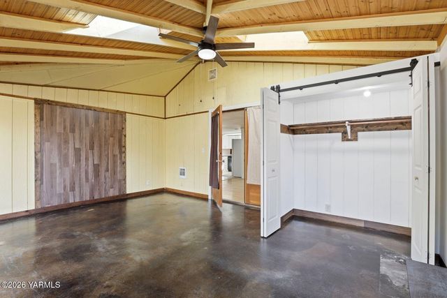 3012 Butterfield Rd, Yakima, WA 98901