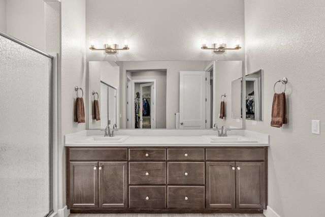 2505 Chrysler Ave, Manteca, CA 95337