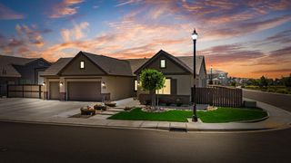 2505 Chrysler Ave, Manteca, CA 95337