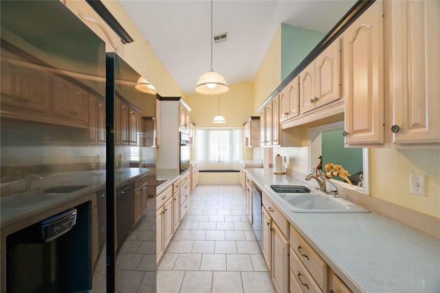 4101 37TH STREET COURT W, Bradenton, FL 34205