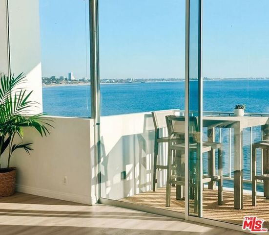 17350 W Sunset Boulevard 605, Pacific Palisades (los Angeles), CA 90272