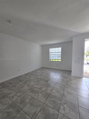 24839 SW 113th Pl 24839, Homestead, FL 33032