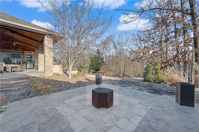 5 Daviot Lane, Bella Vista, AR 72715