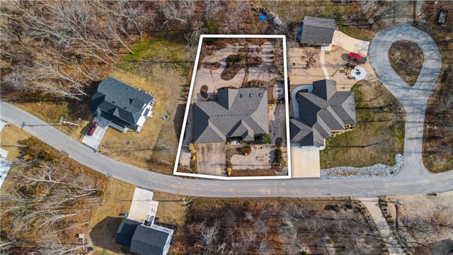 5 Daviot Lane, Bella Vista, AR 72715