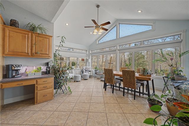 5 Daviot Lane, Bella Vista, AR 72715