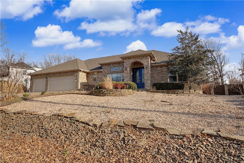 5 Daviot Lane, Bella Vista, AR 72715