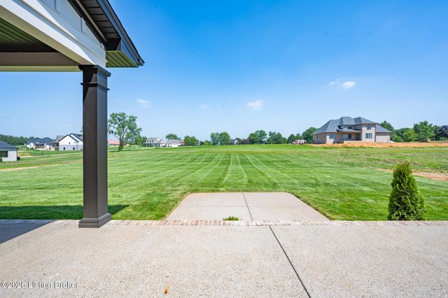2705 Adenmore Ct, Prospect, KY 40059