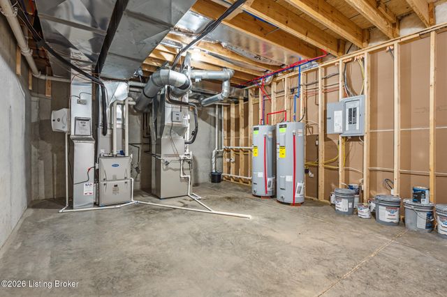 2705 Adenmore Ct, Prospect, KY 40059