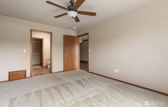 1441 NW 5th Avenue, Oak Harbor, WA 98277