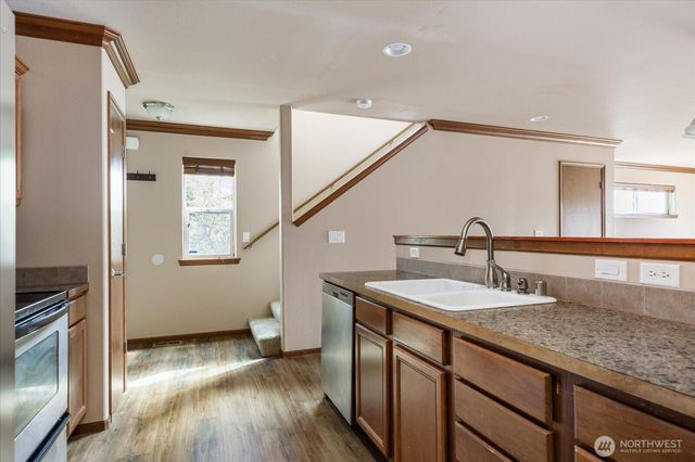 1441 NW 5th Avenue, Oak Harbor, WA 98277