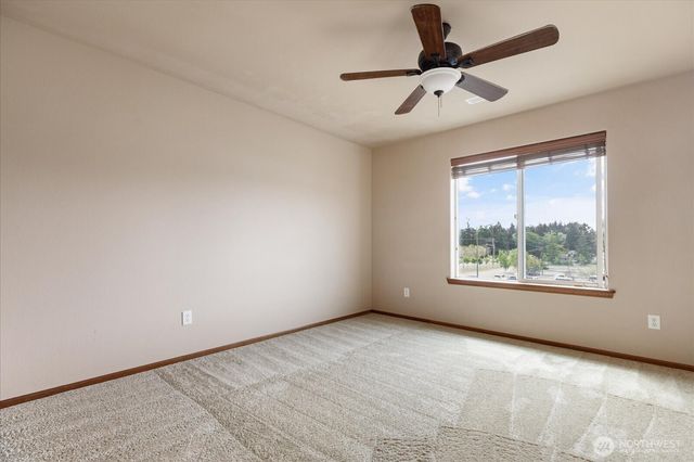 1441 NW 5th Avenue, Oak Harbor, WA 98277