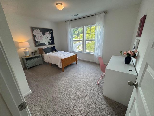 333 Bloomfield Circle, Canton, GA 30114