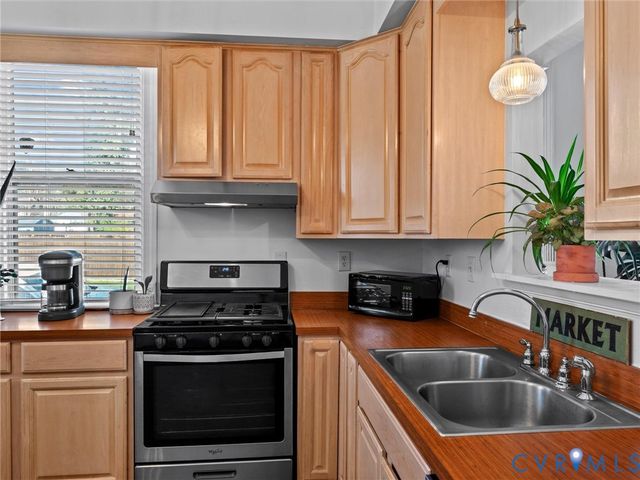 1818 5th Ave, Richmond, VA 23222