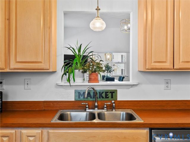 1818 5th Ave, Richmond, VA 23222