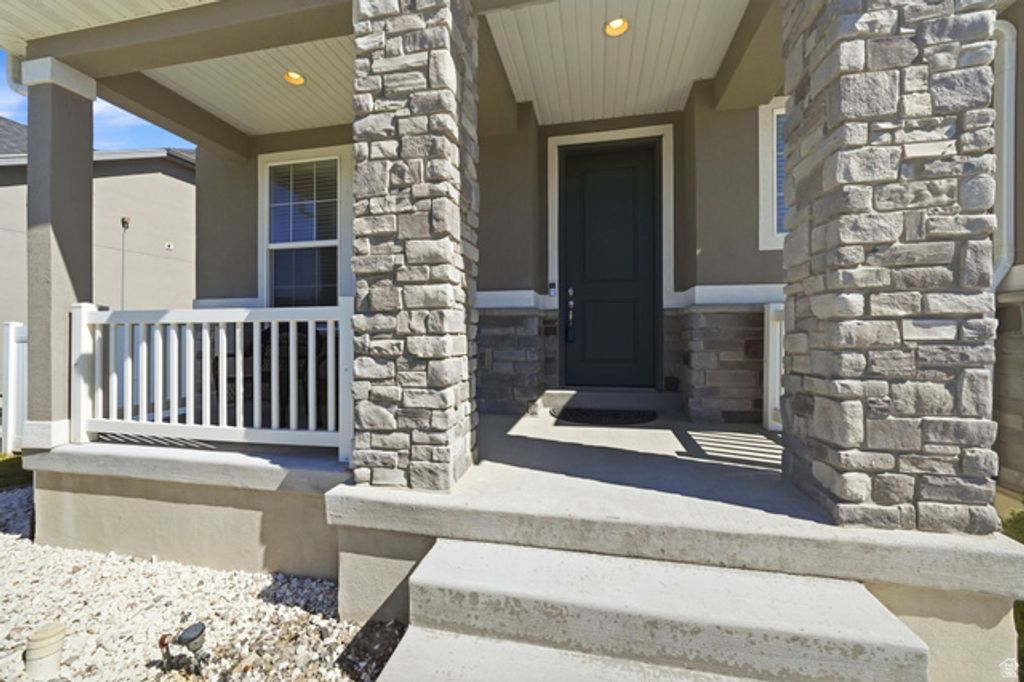 5686 N DUKE LN, Stansbury Park, UT 84074 — photo 4