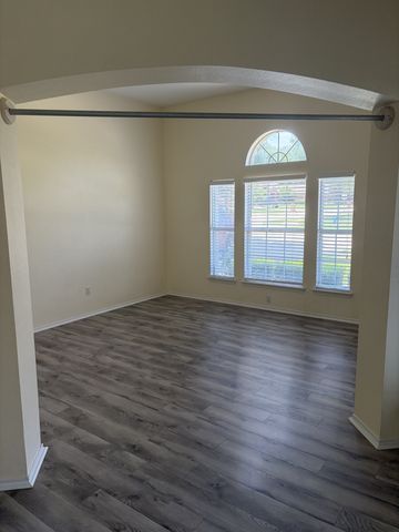 1612 Cedar Elm Drive, Corinth, TX 76210