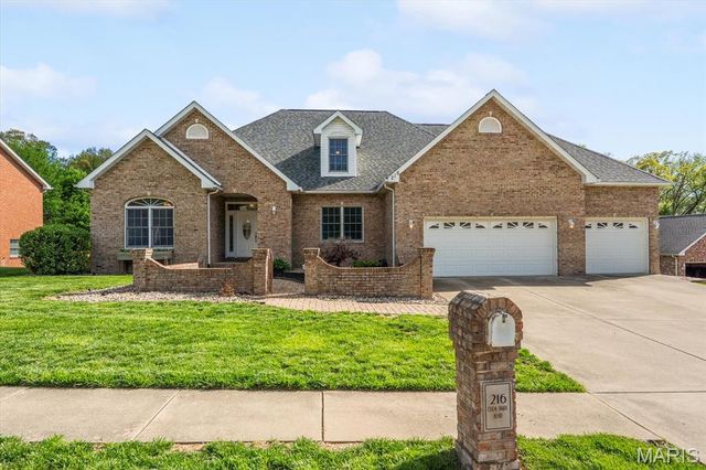 216 Eden Park Boulevard, Shiloh, IL 62269
