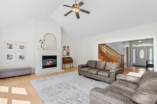 216 Eden Park Boulevard, Shiloh, IL 62269