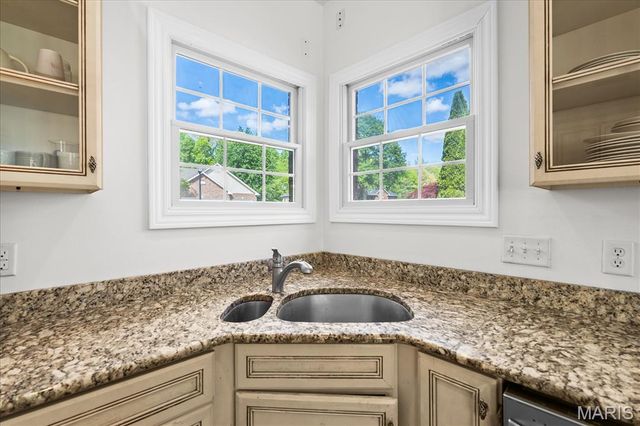 216 Eden Park Boulevard, Shiloh, IL 62269