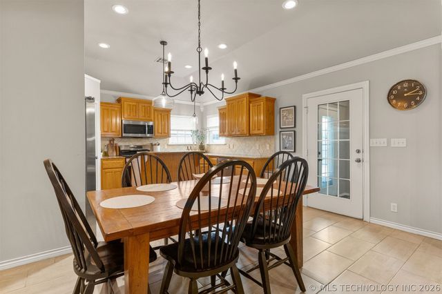 4470 Elm Circle, Kiefer, OK 74041