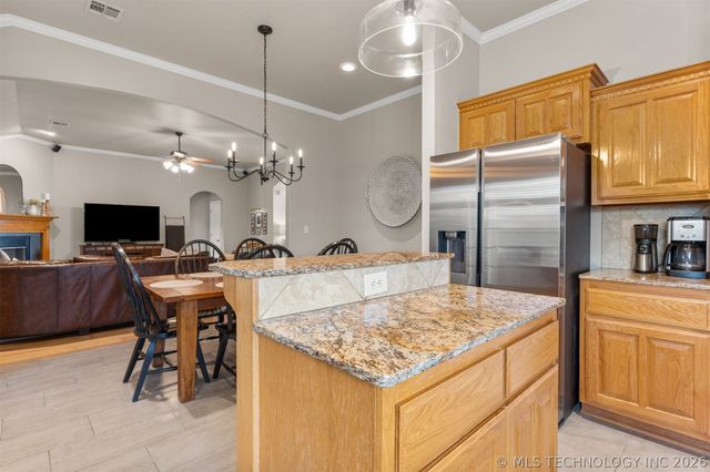 4470 Elm Circle, Kiefer, OK 74041