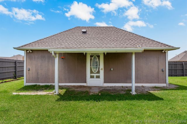4470 Elm Circle, Kiefer, OK 74041