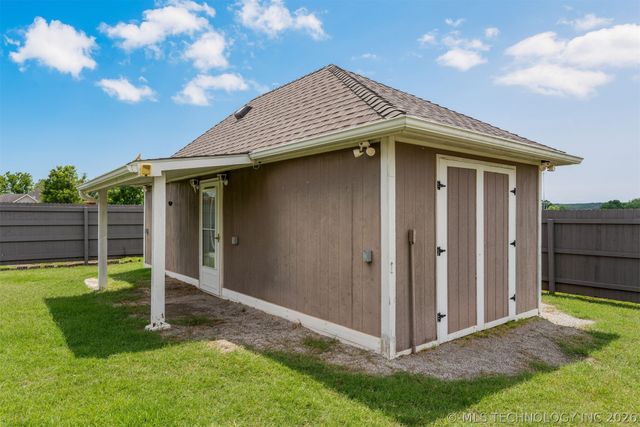 4470 Elm Circle, Kiefer, OK 74041