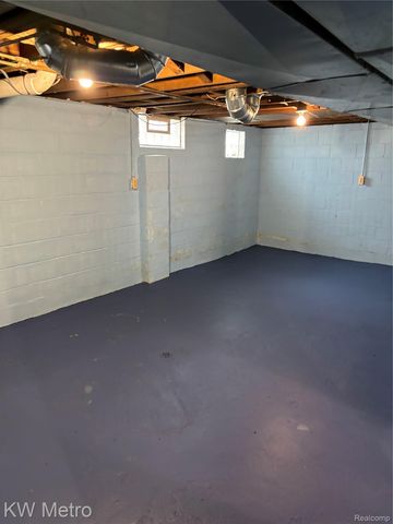 1414 OWANA Avenue, Royal Oak, MI 48067
