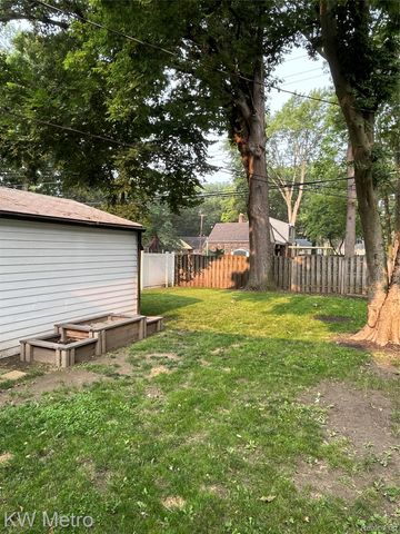 1414 OWANA Avenue, Royal Oak, MI 48067