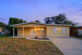 7710 BROOKSIDE LANE, Tampa, FL 33615