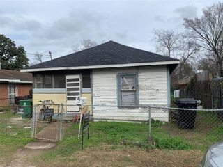 3226 Des Chaumes, Houston, TX 77026