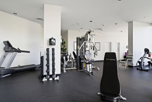 1900 Consulate Place 1005, West Palm Beach, FL 33401