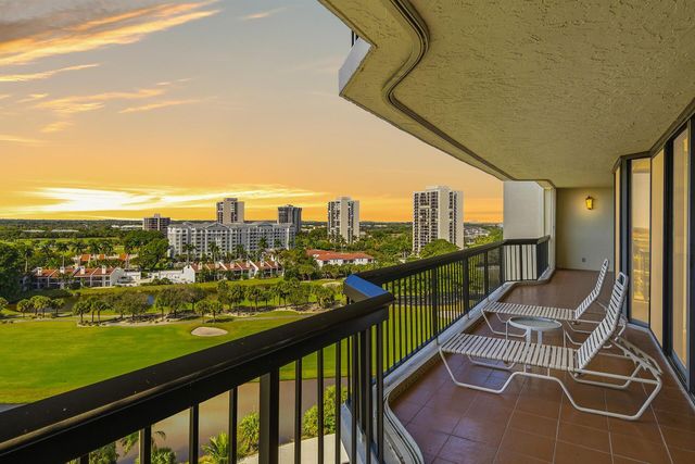 1900 Consulate Place 1005, West Palm Beach, FL 33401